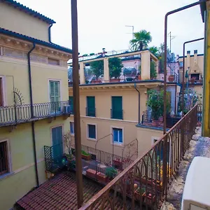 Italianflat - Via Mazzini , Verona Italien