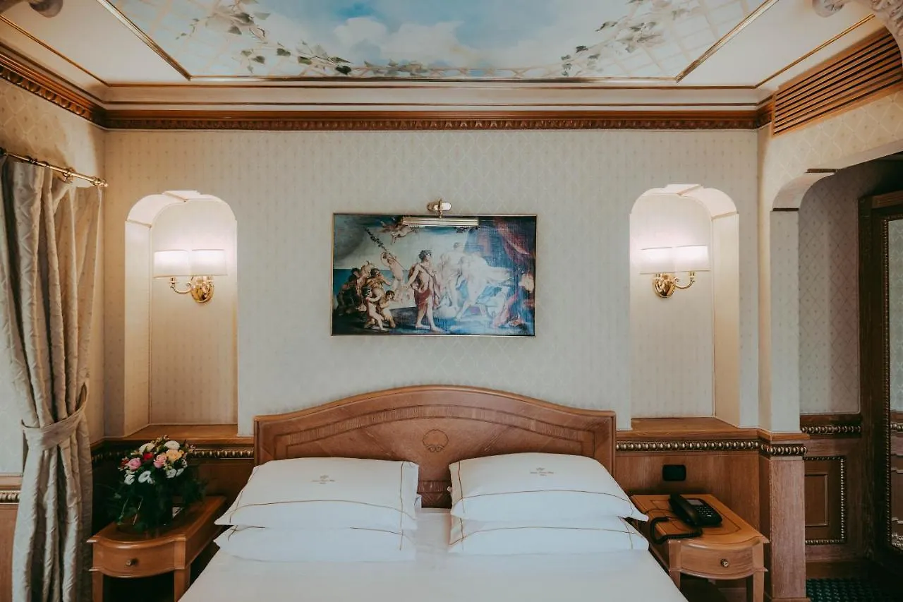 River Palace Hotel Rome